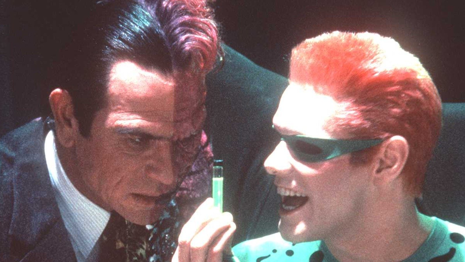 Movie Friends Who Couldn't Stand Each Other In Real Life - Looper