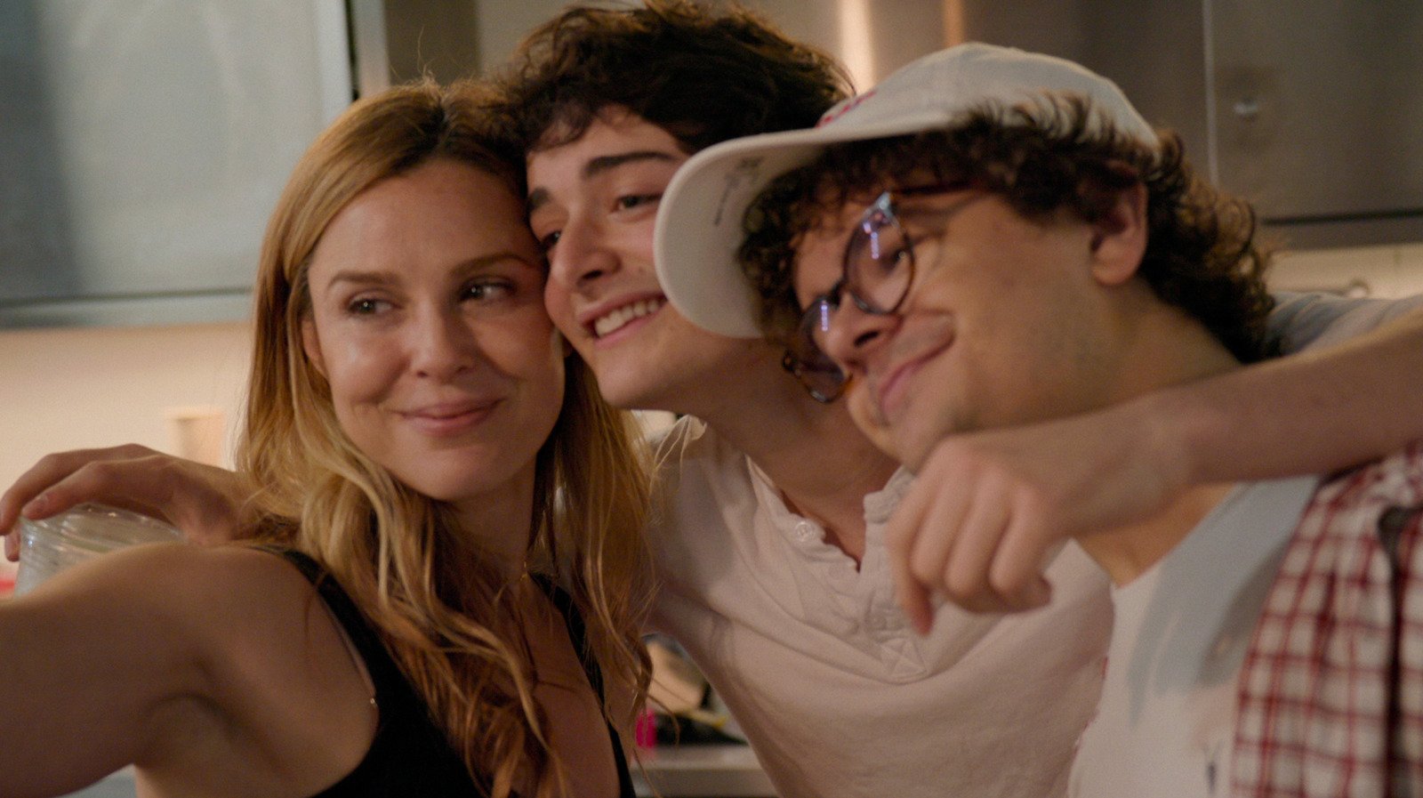 The Stranger Things Documentary Only Made The Finale Controversy Worse - cover