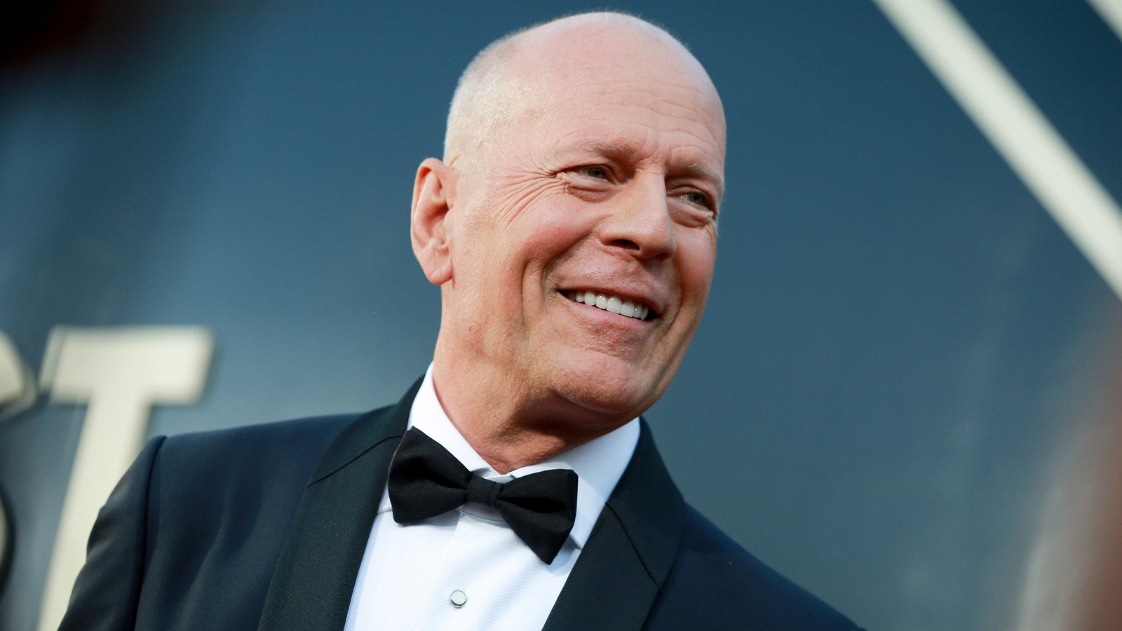 The Bruce Willis Sci-Fi Flop Defying Odds On Netflix | Flipboard