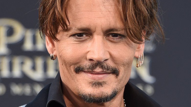 The Untold Truth Of Johnny Depp - Looper