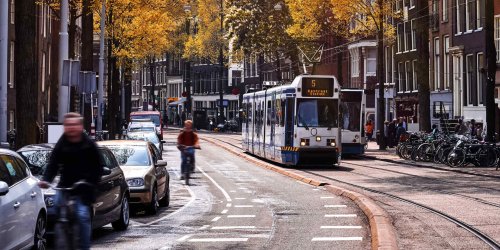 Öffentliche Verkehrsmittel in Amsterdam für 2023: EINFACH erklärt