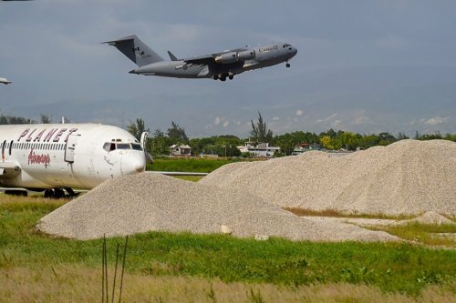 Crise en Haïti | Des blindés canadiens arrivent au pays