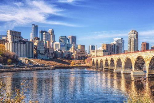 Top 10 Emerging US Luxury Housing Markets in 2025