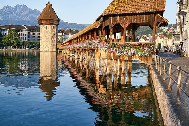 BEAUTIFUL TOWNS IN SWITZERLAND