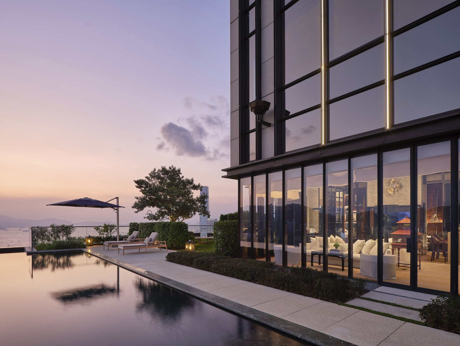 14 MOST EXPENSIVE HOTELS IN THE WORLD