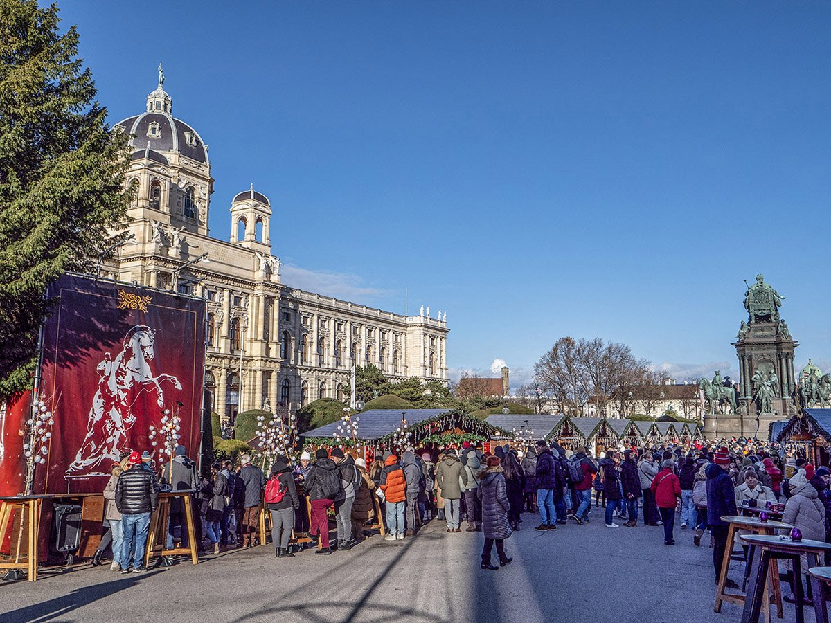Vienna Christmas Markets: A Comprehensive 2023 Guide