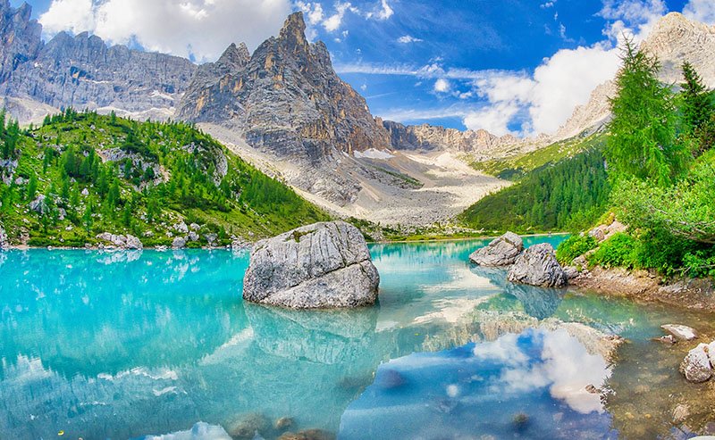 Visiting the Dolomites Mountains: 10 best Attractions