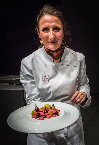 18 CHEFS WITH THE MOST MICHELIN STARS WORLDWIDE
