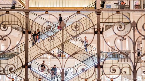 25 BEST LUXURY DEPARTMENT STORES IN THE WORLD