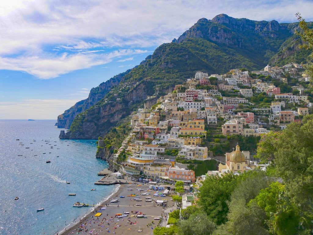 5 Unmissable Places to See on The Amalfi Coast