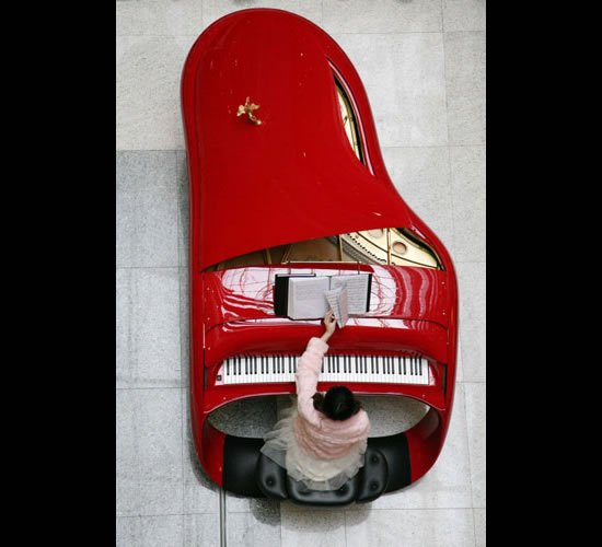 Rolls-Royce Piano Debuts in East China - Luxurylaunches