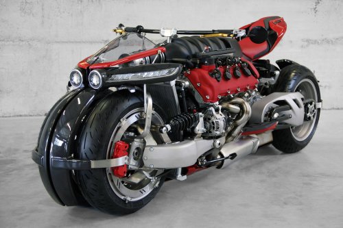 This one-off Lazareth LM 847 tilting quad-bike packs a 4.7-liter Maserati engine, drives 470 ponies - Luxurylaunches
