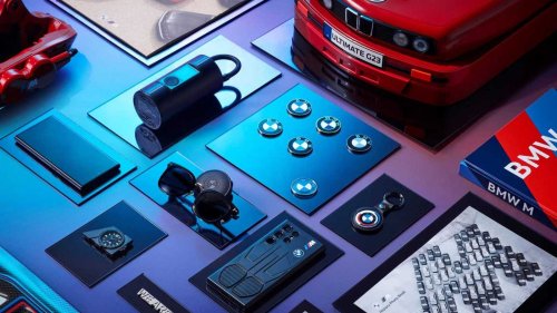 This limited edition Samsung Galaxy S23 Ultra smartphone pays tribute to the BMW M3 and comes in a cool E30-shaped box full of collectibles