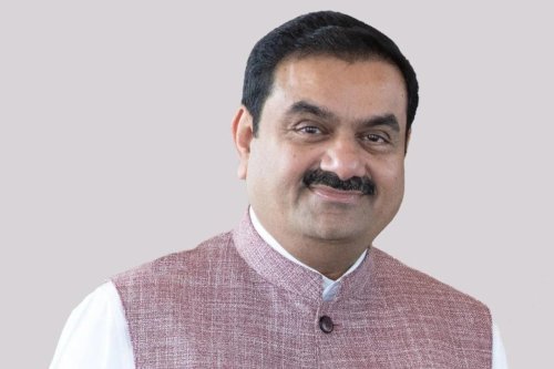 Take a look at the extravagant lifestyle of Gautam Adani – From a college dropout to a multi-billionaire, the Indian tycoon had once beaten Warren Buffet on the rich list. He once moved around in a modest scooter and now owns three private jets and three helicopters
