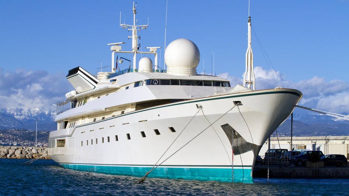 This Saudi Prince’s yacht once turned away and blocked the docking of Roman Abramovich’s $700M Eclipse megayacht – Owned by early Twitter investor Alwaleed bin Talal this 282 feet yacht is so cool that it played an important role in a James Bond film.