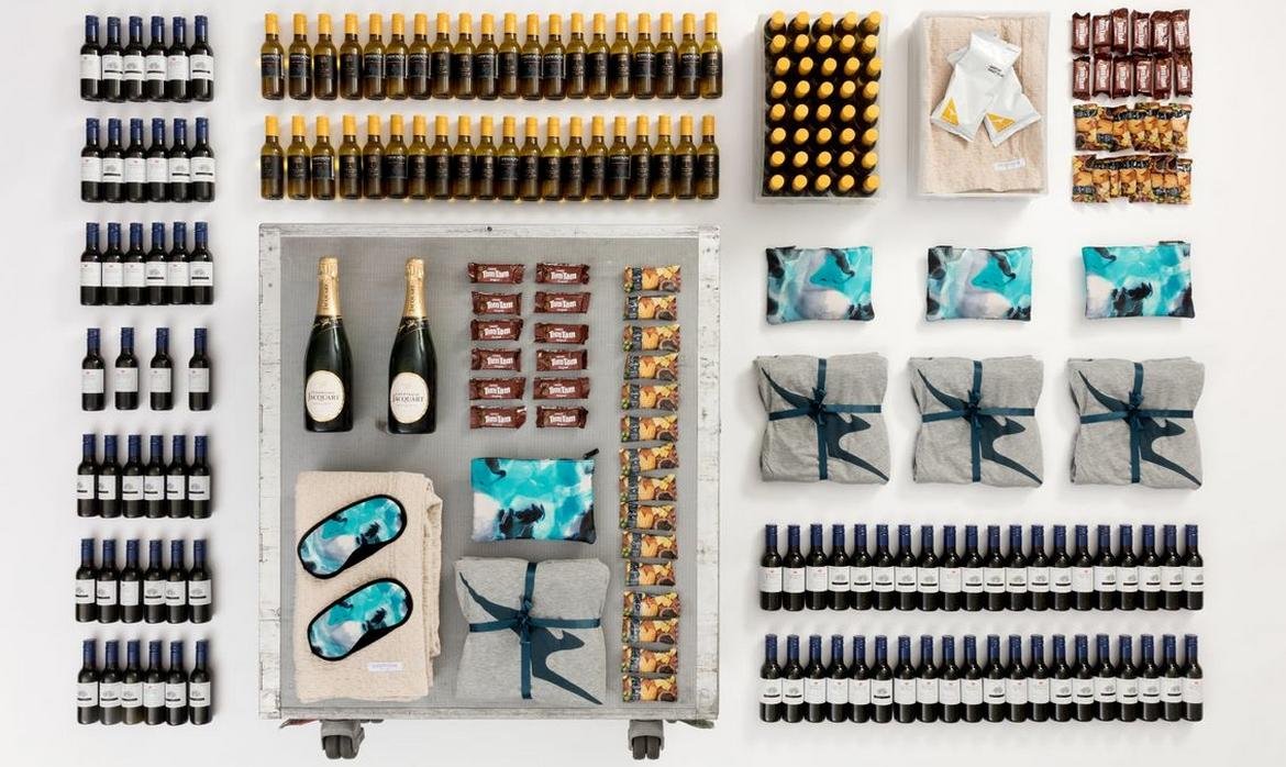 A cool memorabilia from the dire Covid situation – Qantas‌ ‌is selling fully stocked bar carts from their iconic ‌Boeing‌ ‌747‌ ‌jets