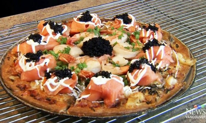 Baked Fresh: At $450, The World’s Most Expensive Pizza is topped with Caviar and Lobster - Luxurylaunches