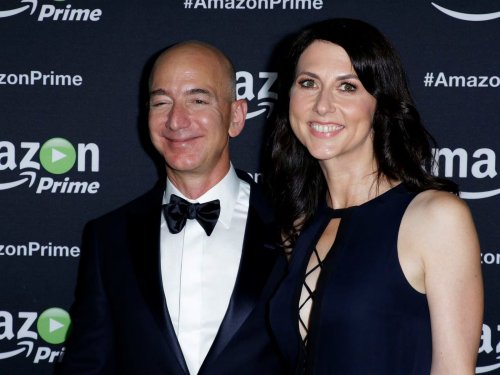 Brainiacs from the Harvard Business School have analyzed $15 billion donated by Jeff Bezos’ ex-wife Mackenzie Scott to thousands of organizations and here is what they have found about the megadonors philanthropy.