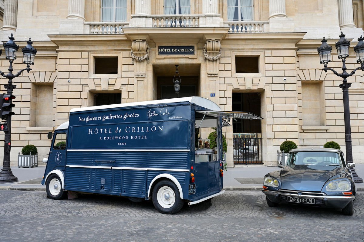 Helmed by the Head Pastry Chef of a Parisian hotel could this be the world’s most luxurious ice cream truck? - Luxurylaunches