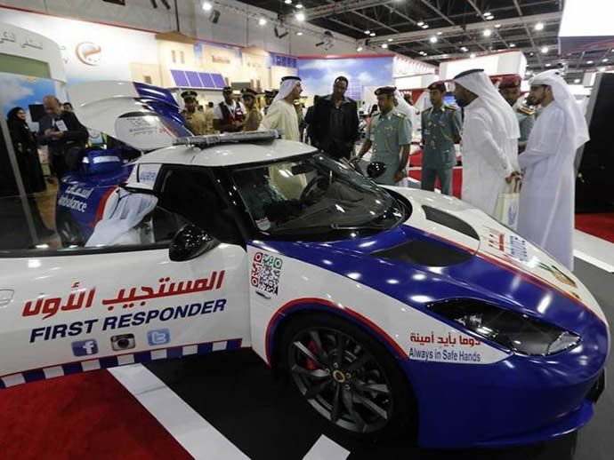 Only in Dubai: $150,000 Lotus Evora customized into the world's fastest ambulance - Luxurylaunches