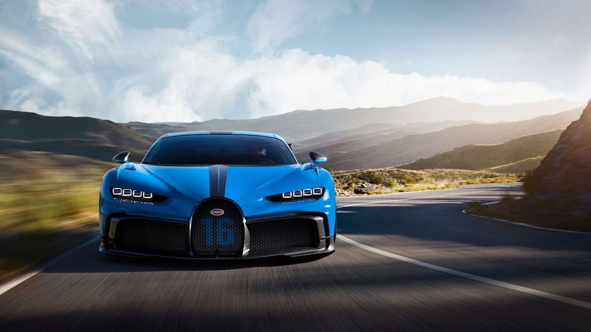 The new $3.3 million Bugatti Chiron Pur Sport is a special edition hypercar tailor-made for canyon carving - Luxurylaunches