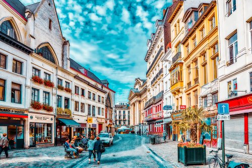 A luxury travel guide to Belgium, the perfect European destination for history geeks and chocolate lovers
