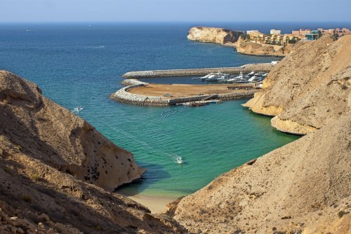 How to enjoy authentic luxury travel in Oman