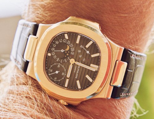 Chrono Hunter selects the most popular Patek Philippe watches to buy this year