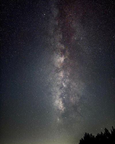 These Awesome Photos of the Milky Way Were Taken on an iPhone 14 Pro