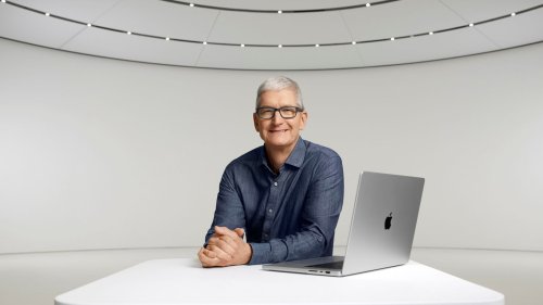 Tim Cook Nets $41.5 Million After Selling Over 500,000 Apple Shares