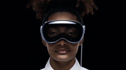 Apple Reveals 'Vision Pro' Headset