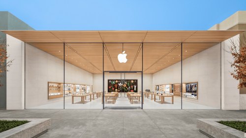 Burglars tunnel through Apple Store's neighbor, allegedly steal $500K in  iPhones | Flipboard