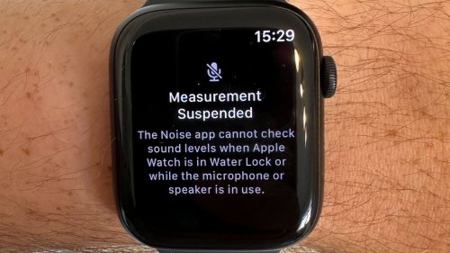 Some Apple Watch Series 8 and Ultra Users Experiencing Microphone Issues