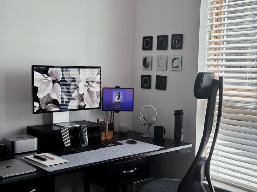 Last Week, on Club MacStories: Our WWDC Travel Home and Lock Screens and Ben McCarthy’s Development Desk Setup