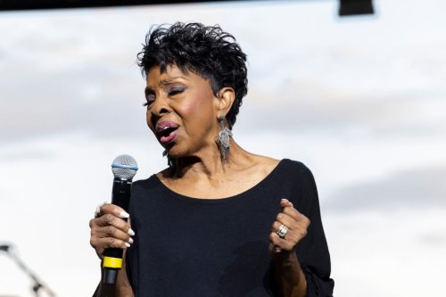 Gladys Knight To Executive Produce Scripted Series About Her Life