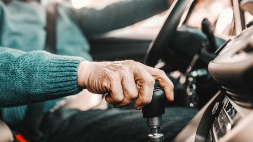 Mann fährt 70 Jahre ohne Führerschein - dann gerät er in seine erste Polizeikontrolle