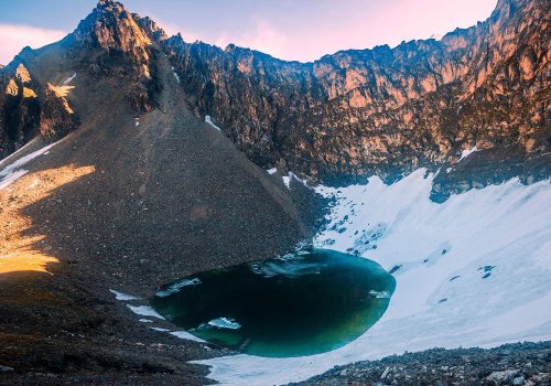 Bergsee fließt nach Jahren ab - und offenbart grausames Geheimnis