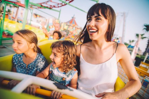Mutter fordert: Freizeitparks sollen für Kinderlose verboten werden