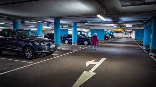 Deutschland: Parkhaus verbietet Elektro- und Hybrid-Autos