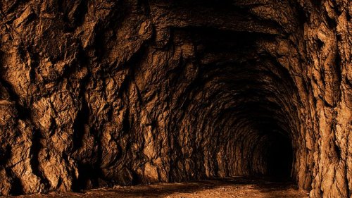 Mitten in Deutschland: Höhlenforscher machen unfassbare Entdeckung!