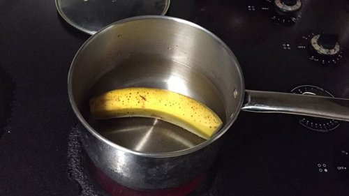Schneide von einer Banane beide Enden ab und koche sie - was daraus entsteht, ist genial