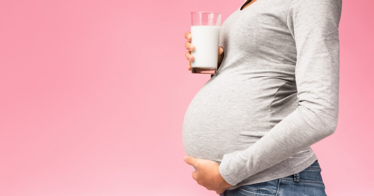 Quels laits boire (ou non) pendant ma grossesse ?