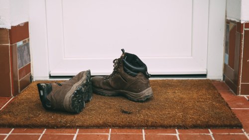 Les cambrioleurs la redoutent : cette astuce avec un paillasson suffit à sécuriser votre maison