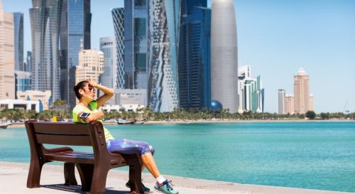 Canicule : le Qatar installe des climatiseurs dans ses rues !