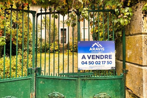 Fin des squatteurs, l'astuce des planches à 11€ permet de sécuriser totalement sa maison selon la police