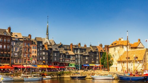 Elles vont être bondées : voici les petites villes françaises les plus recherchées en 2025 pour une escapade au printemps