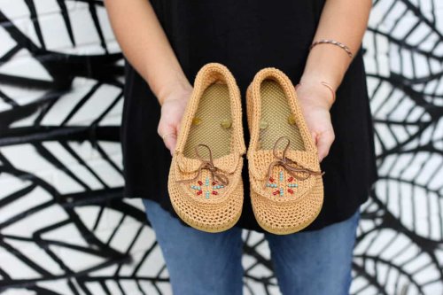 Crochet Shoes With Flip Flop Soles - Free Moccasin Pattern!