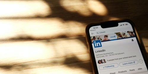 How to Use LinkedIn to Promote Your Freelance Business