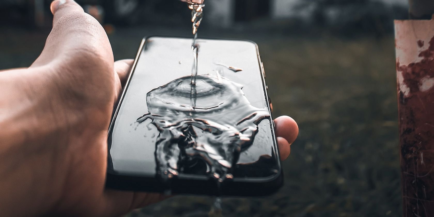 9 Symptoms of a Water-Damaged iPhone