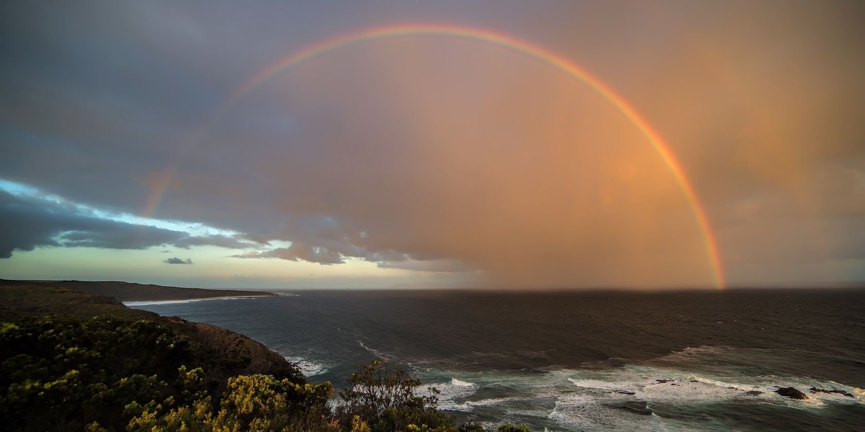 How to Take Beautiful Photographs of Rainbows: 10 Easy Tips